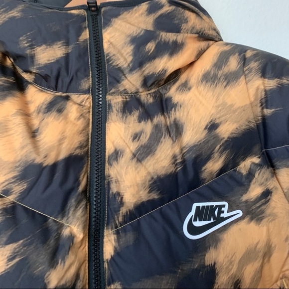 Nike Shield Down Fill Windrunner Puffer Jacket Yellow/Black - Picture 4 of 4